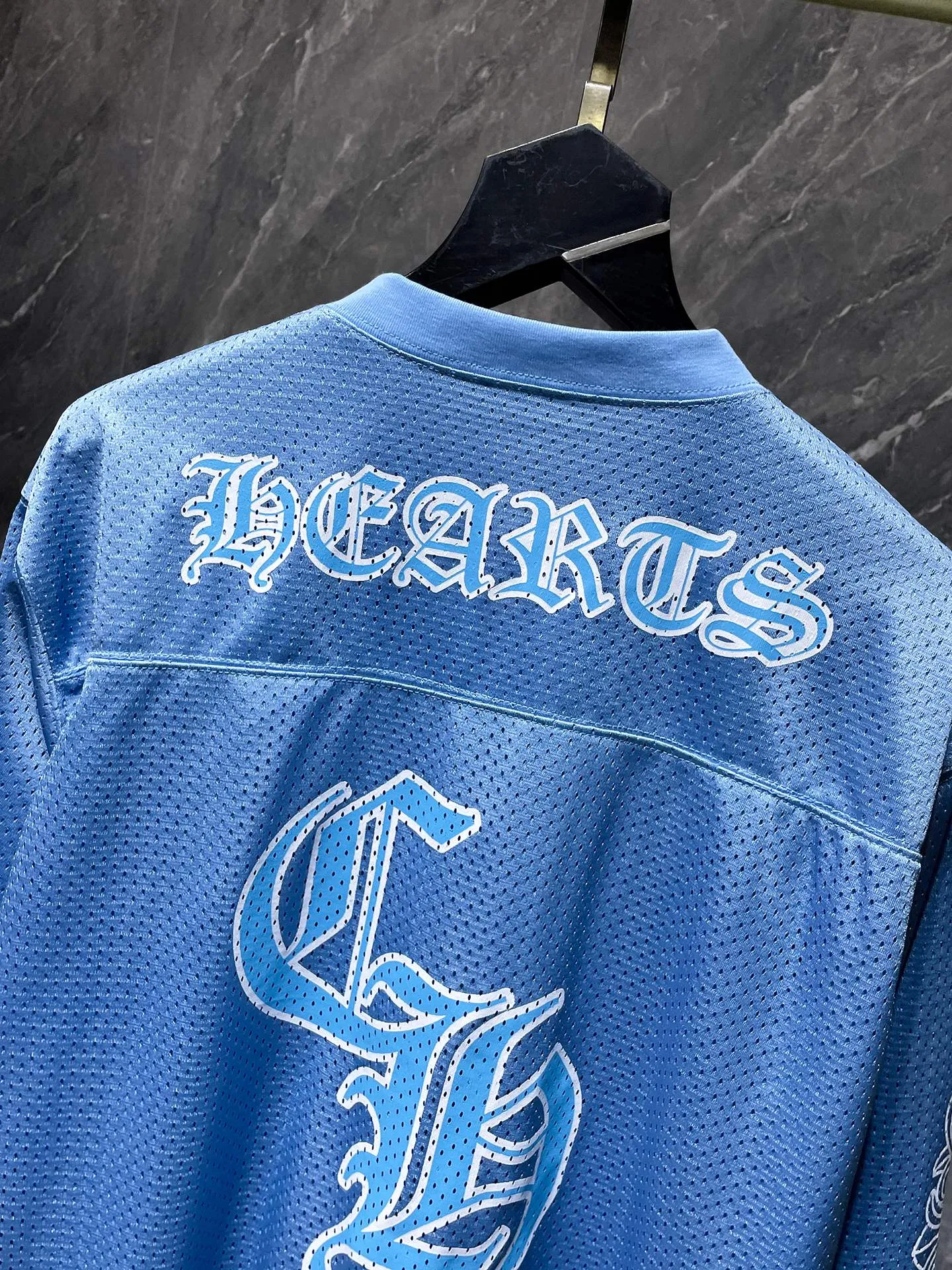 P216 Chrome Hearts 25ss customized version of the high-weight fabric of the jersey. Chrome mattyboy official website limited flower arm ice hockey jersey. Counter synchronization. Re-engraved version 1:1. Recommended color: black, limited blue, limited green. Number of yards: S, M, L, XL.